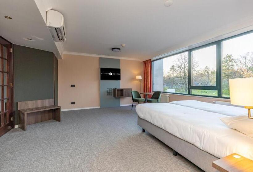 Fletcher Familiehotel De Hunzebergen