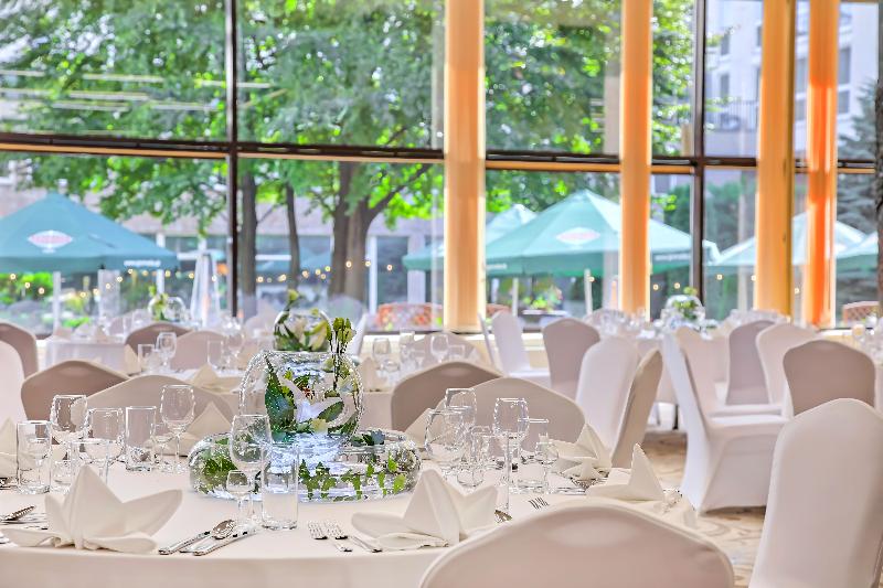 هتل Gromada Warszawa Centrum