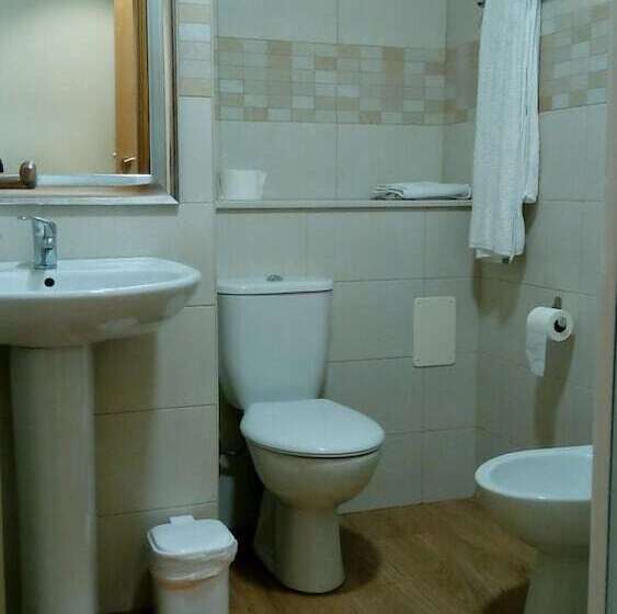 هتل Hostal Restaurante Rancheiro