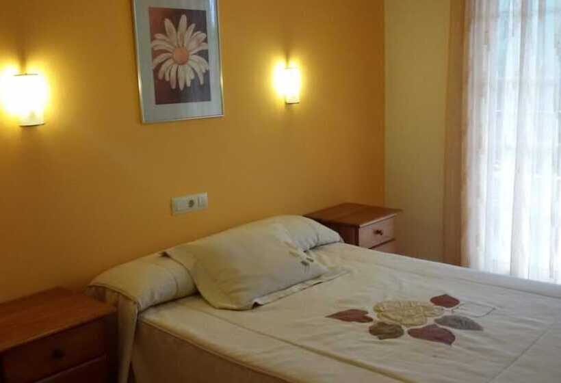 هتل Hostal Restaurante Rancheiro