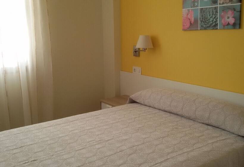 هتل Hostal Restaurante Rancheiro