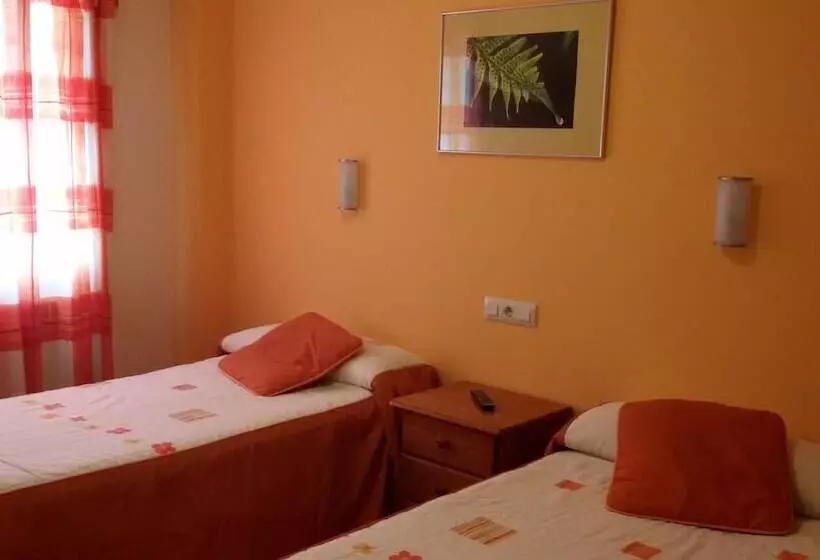 Отель Hostal Restaurante Rancheiro