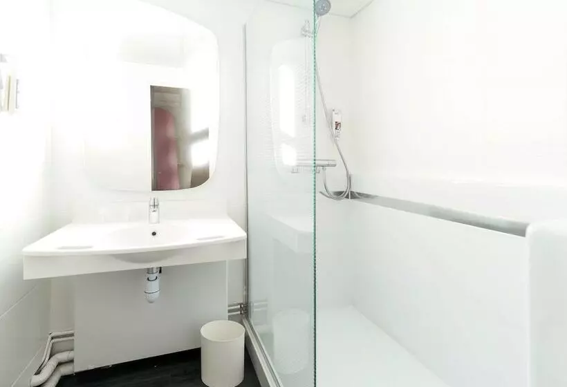 Hotel Ibis Rouen Centre Champ De Mars