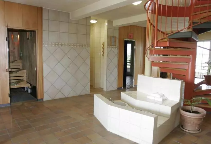 Отель Landhaus Milser