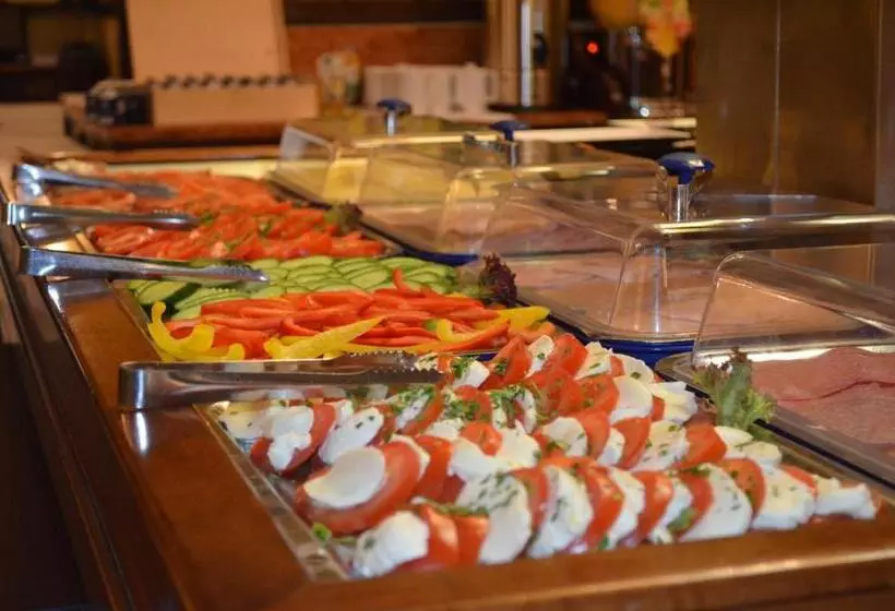 Отель Landhaus Milser