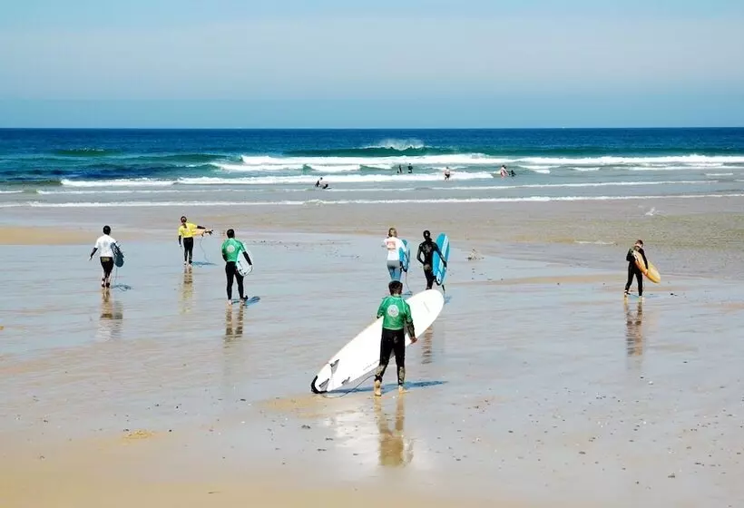 ホテル Le Cardinal Belleileenmer