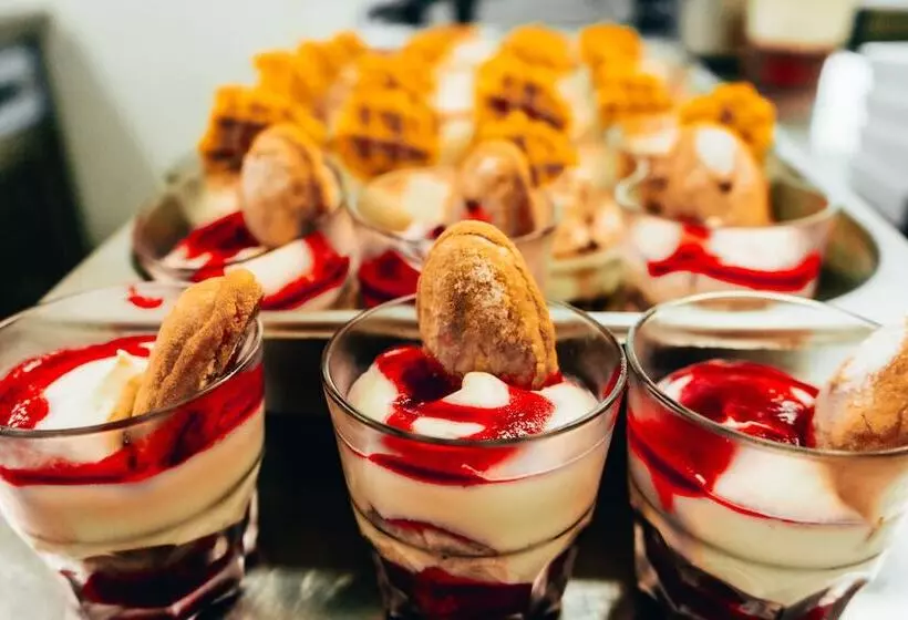 ホテル Le Cardinal Belleileenmer