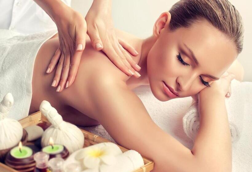 בית מלון כפרי Le Tegnue