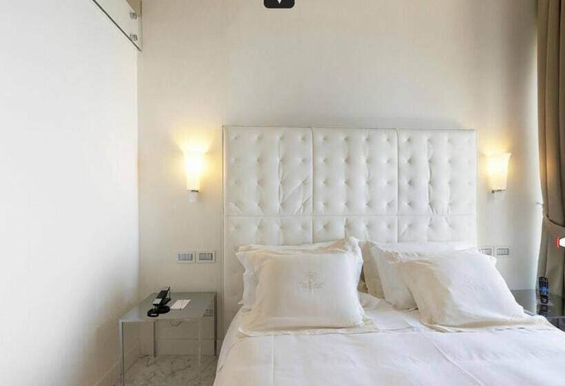 ホテル Metropole Taormina