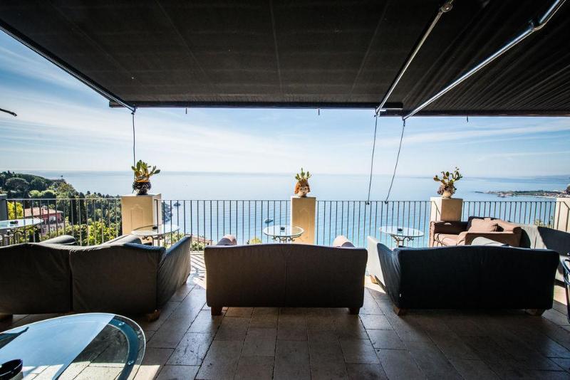 ホテル Metropole Taormina