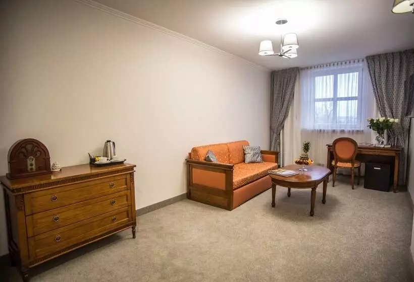 Отель Pod Złotą Różą