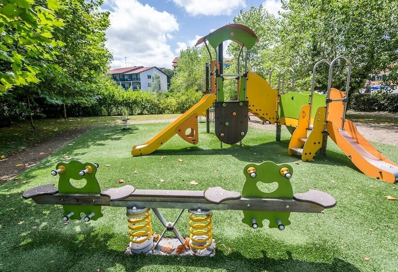 בית מלון כפרי Prestige Odalys Erromardie