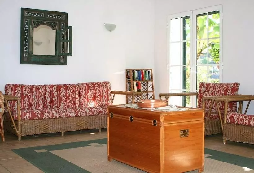 Отель Quinta Alegre