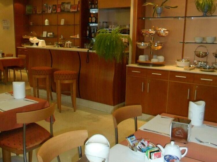 בית מלון כפרי Riviera