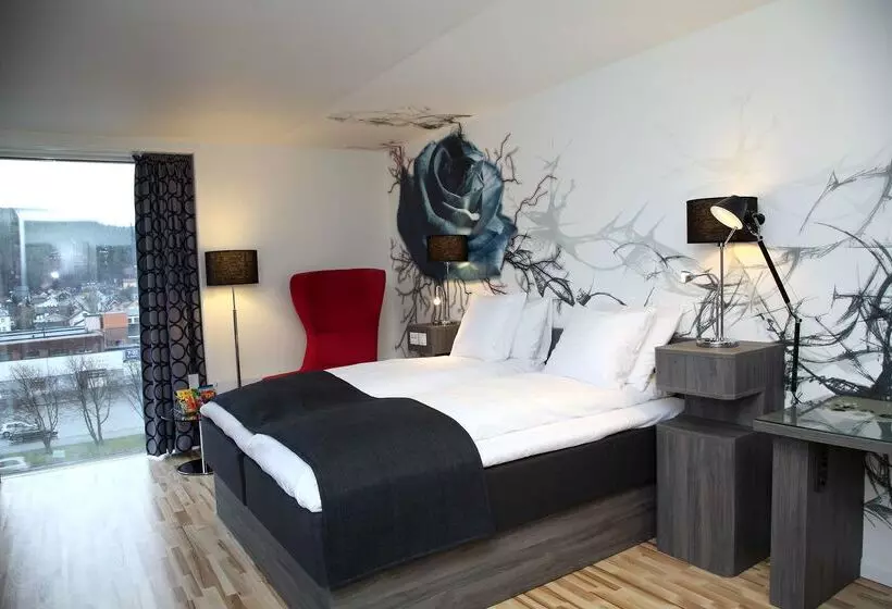 Отель Scandic Rock City