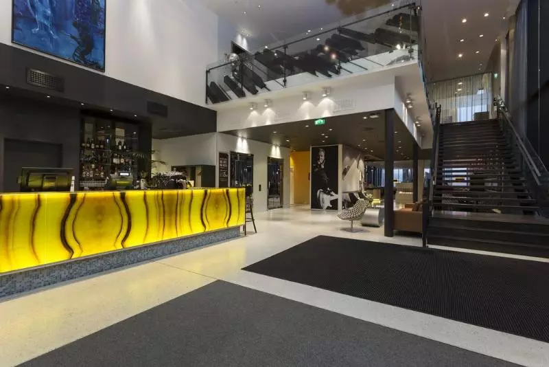 Отель Scandic Rock City