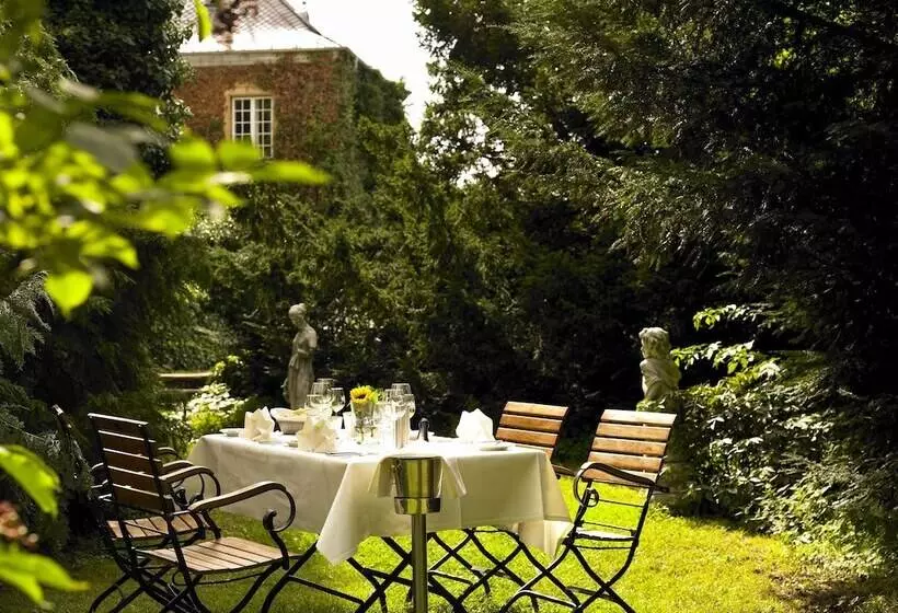 בית מלון כפרי Schloss Edesheim