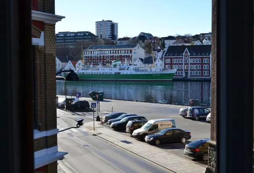 בית מלון כפרי Skansen Hostel