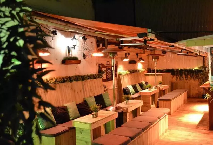 בית מלון כפרי Skansen Hostel