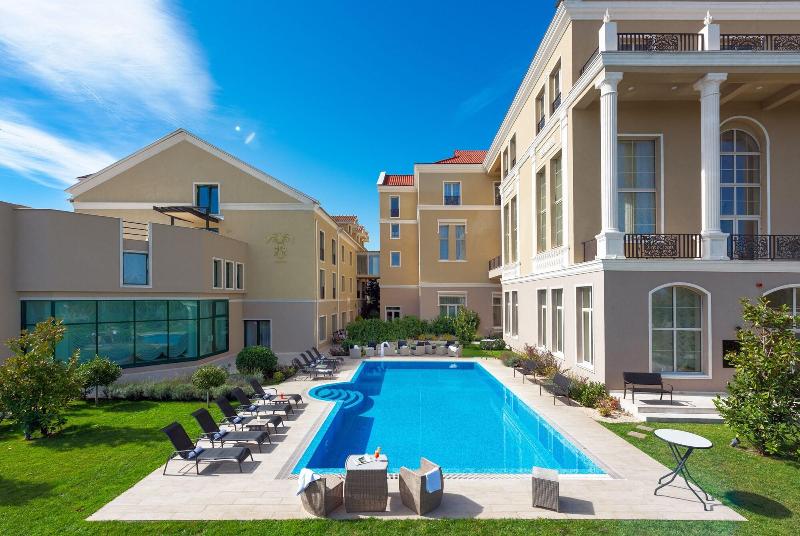 Отель Tresor Le Palais