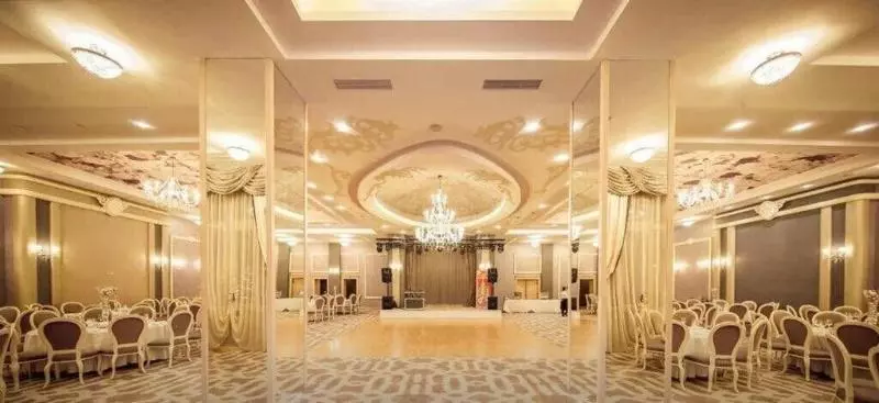 Отель Tresor Le Palais