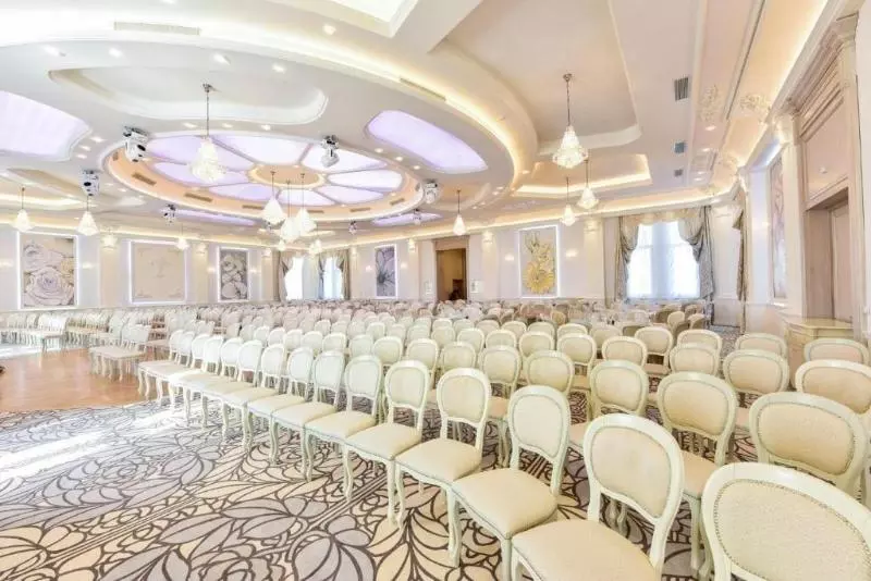 Отель Tresor Le Palais