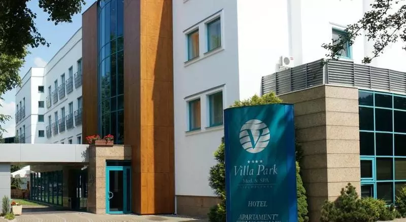 בית מלון כפרי Villa Park Med. & Spa