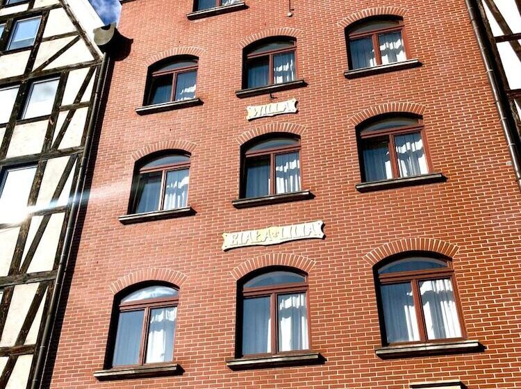 هتل Willa Biala Lilia Old Town