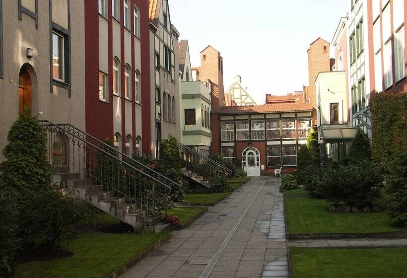 هتل Willa Biala Lilia Old Town