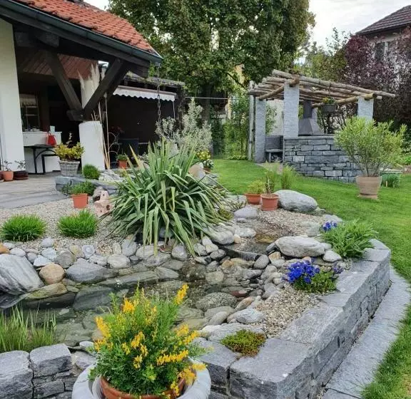 ベッドアンドブレックファースト Bnb Im Grossacker