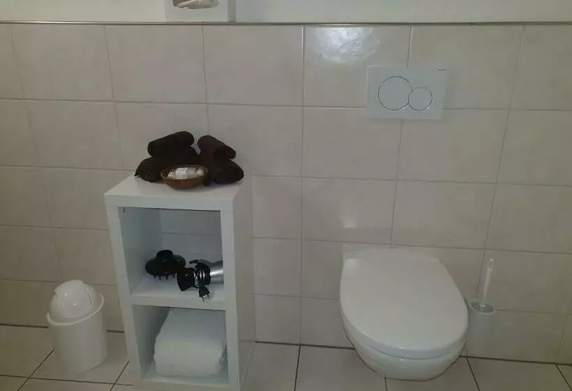 ベッドアンドブレックファースト Bnb Im Grossacker