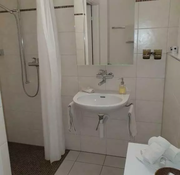 ベッドアンドブレックファースト Bnb Im Grossacker