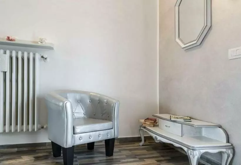 Aamiaismajoitus (B&B) C Era Una Volta Room