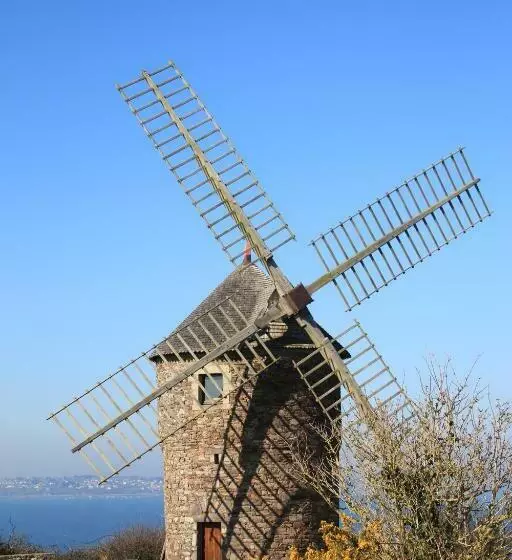 Aamiaismajoitus (B&B) Maison D’hôtes Kergiquel