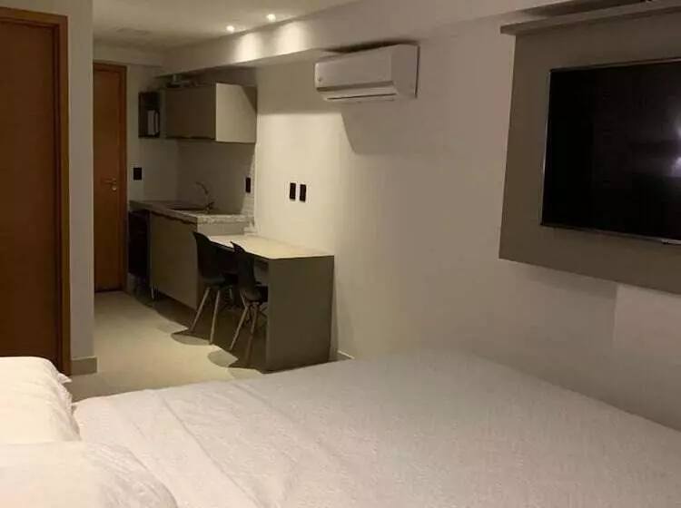 Manaíra Apart