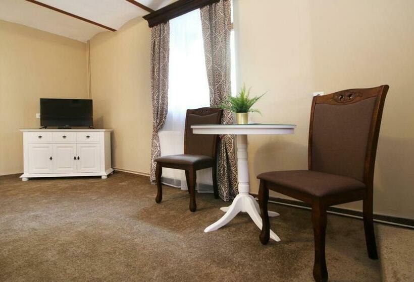 پانسیون Brother S House