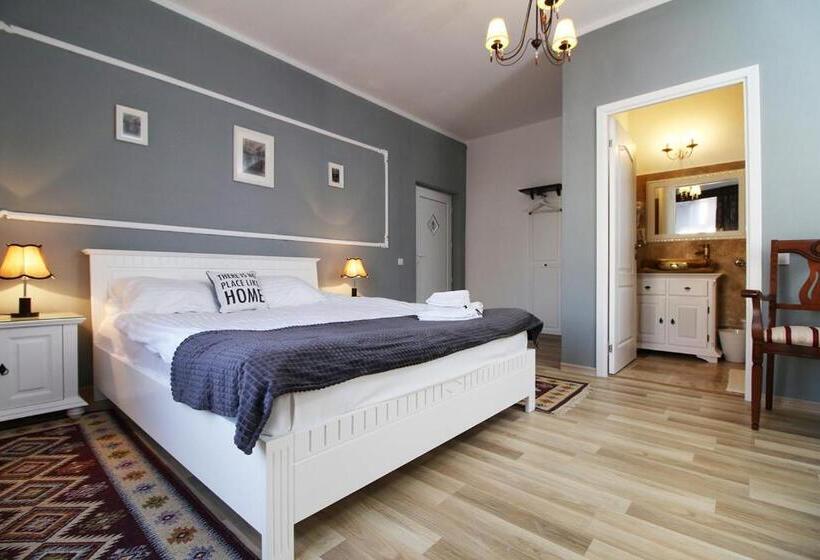 پانسیون Brother S House