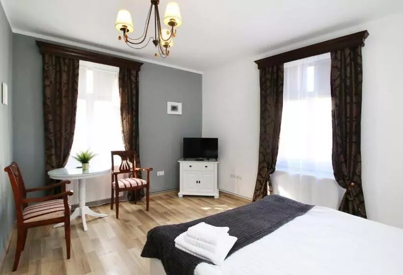 ペンション Brother S House