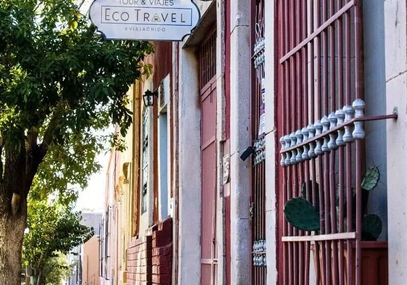 پانسیون Hostal Iká