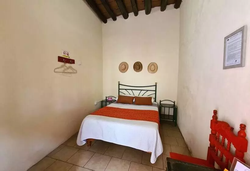 پانسیون Hostal Iká