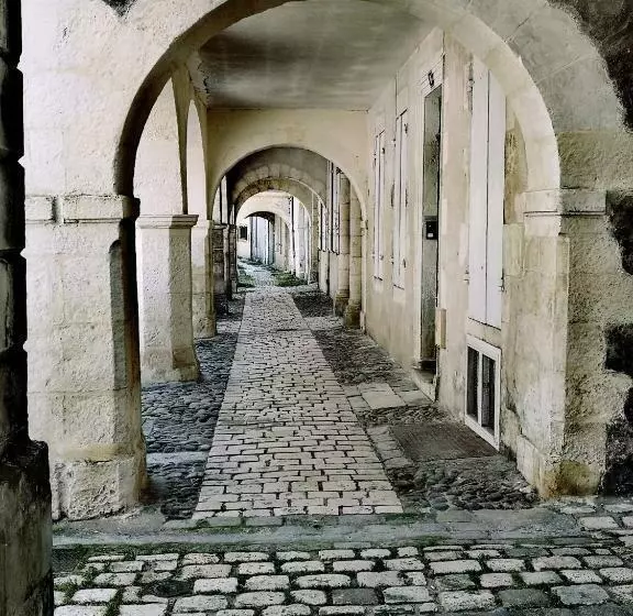 ペンション La Belle Amarre Bed And Breakfast Maison D Hôtes