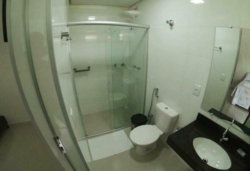 بنسيون Suítes Canaã