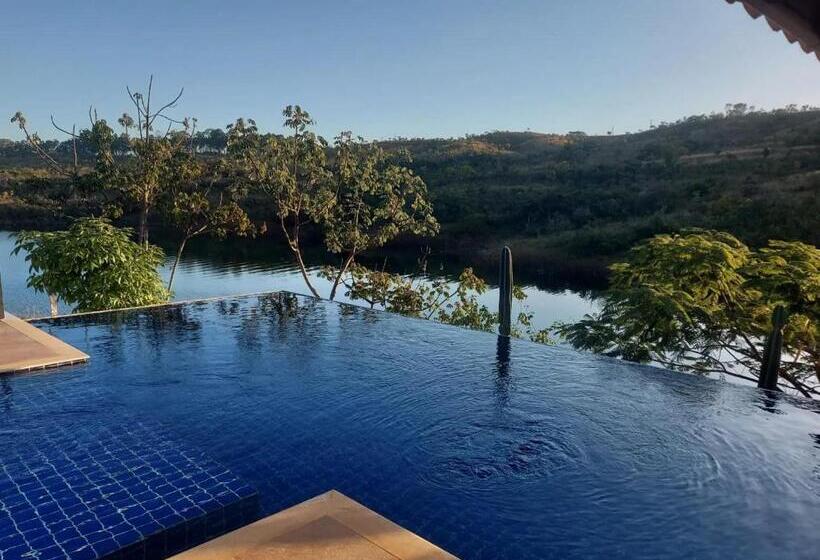 بنسيون Suítes Canaã