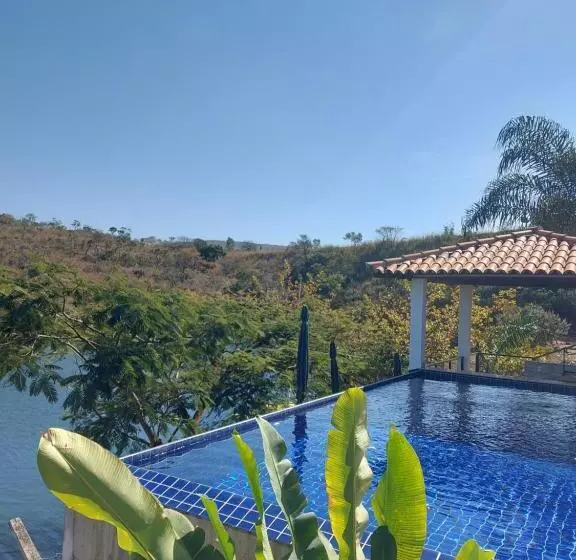 Majatalo Suítes Canaã