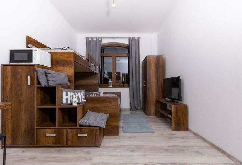 Apartment House Kamzík 9