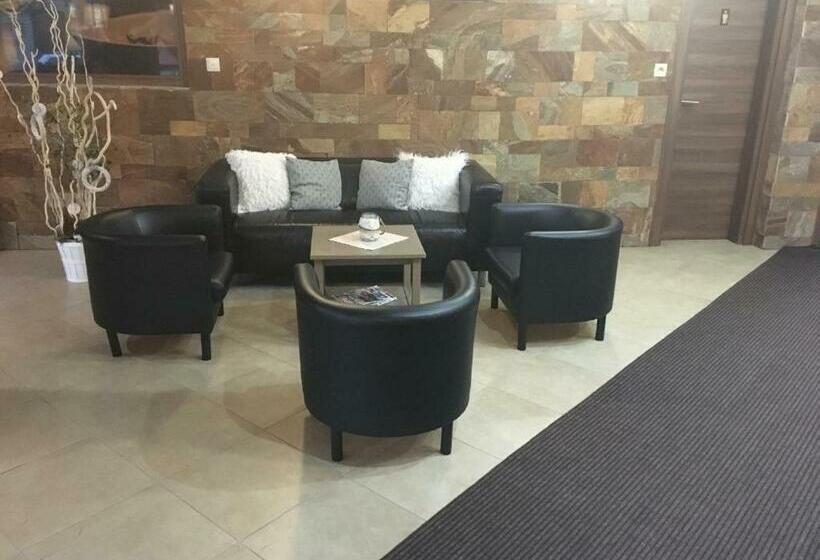 Apartment House Kamzík 9