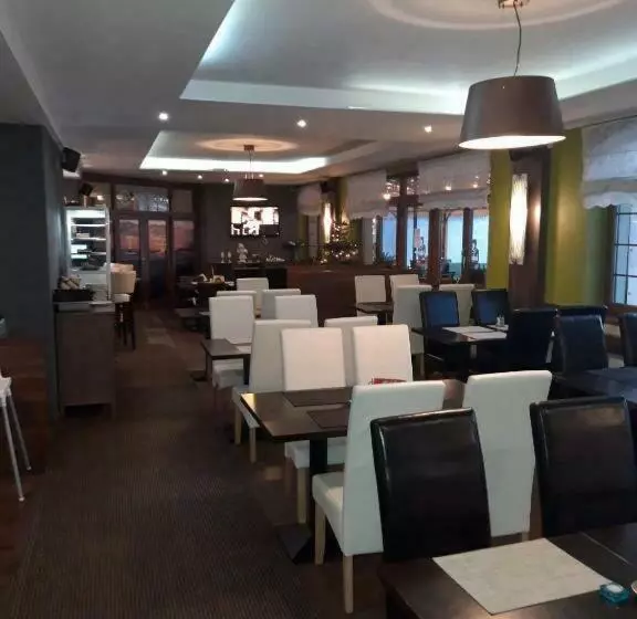 Apartment House Kamzík 9