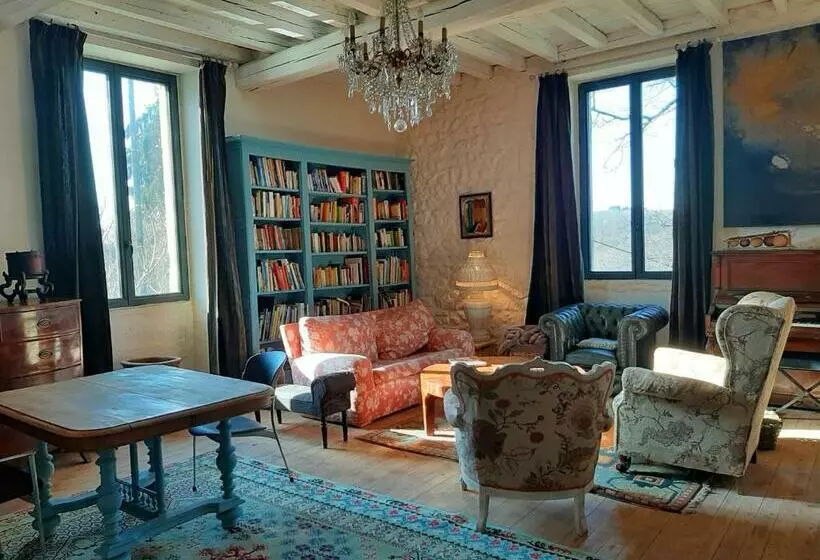 Aux Tuileries Nord B&b