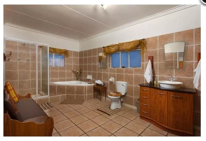 Aamiaismajoitus (B&B) Hillside Guest House