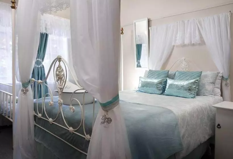 Aamiaismajoitus (B&B) Hillside Guest House